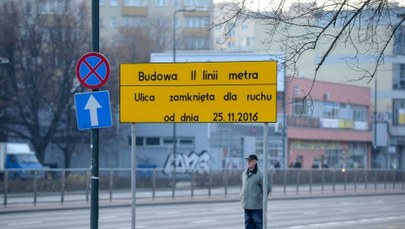 Budowa kluczowej stacji warszawskiego metra wstrzymana