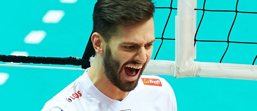 Bartosz Gawryszewski odchodzi z Lotosu Trefl Gdańsk. 31-letni środkowy spędził w ósmym zespole siatkarskiej ekstraklasy pięć sezonów, a w trzech ostatnich był jego kapitanem. Z kolei w poniedziałek umowę powinien przedłużyć przyjmujący Mateusz Mika.