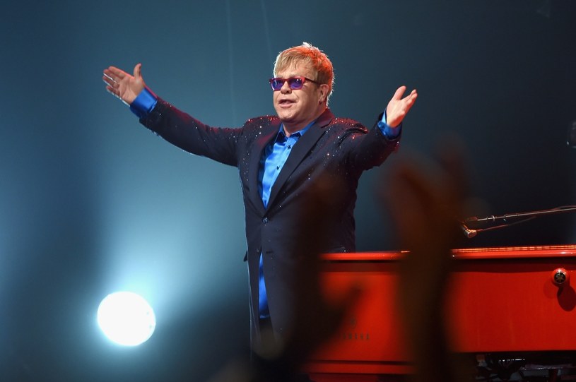 Fani Eltona Johna wstrzymali oddech. Brytyjski muzyk na dwa dni trafił na oddział intensywnej terapii z powodu niebezpiecznej infekcji. Gwiazdor odwołał także osiem koncertów zaplanowanych na kwiecień i maj. Na szczęście z jego zdrowiem jest już dużo lepiej.