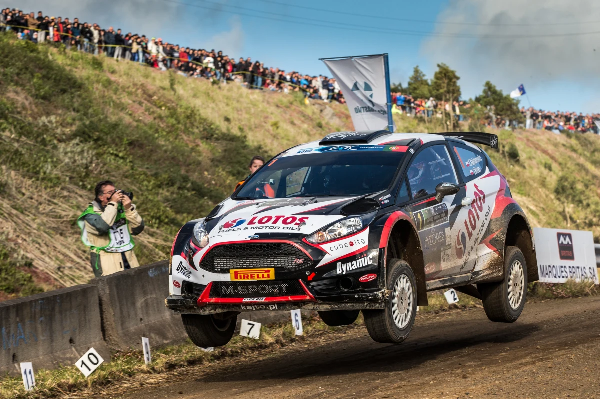 Siedem polskich załóg wystartuje w Rajdzie Wysp Kanaryjskich. Druga runda mistrzostw Europy wystartuje 5 maja. Na starcie nie zabraknie aktualnego czempiona Starego Kontynentu Kajetana Kajetanowicza.