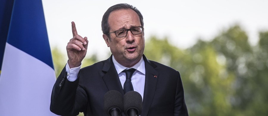Prezydent Francji Francois Hollande zwrócił się do ministrów, aby zrobili, co mogą, aby kandydatka skrajnej prawicy na prezydenta Marine Le Pen poniosła możliwie największą porażkę w drugiej turze wyborów 7 maja. Z kolei były prezydent Nicolas Sarkozy zaapelował do swoich zwolenników o głosowanie na Emmanuela Macrona. 