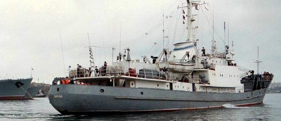 Należący do rosyjskiej Floty Czarnomorskiej okręt rozpoznania elektronicznego Liman zatonął w rezultacie doznanego w czwartek  zderzenia ze statkiem handlowym na Morzu Czarnym - podała turecka straż przybrzeżna. Wszystkich 78 członków załogi uratowano.