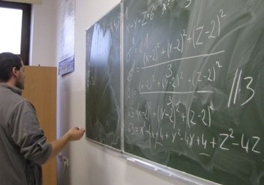 Będą podwyżki dla nauczycieli. W ciągu trzech lat o 15 procent. Zmiany również w Karcie Nauczyciela 