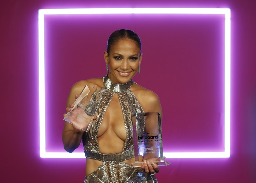 27 kwietnia w Miami na Florydzie odbyła się gala Billboard Latin Music Awards. Najjaśniej na ceremonii rozdania jednych z najważniejszych nagród muzyki latynoskiej błyszczała Jennifer Lopez. 