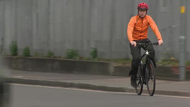 Pięcioletnie badania dowiodły, że ludzie, którzy dojeżdżają do pracy rowerem redukują ryzyko zachorowania na raka i choroby serca prawie o połowę. Badanie przeprowadzone przez ekspertów z Uniwersytetu w Glasgow na grupie ponad 250 000 ludzi, wykazało że prawdopodobieństwo przedwczesnej śmierci u rowerzystów jest mniejsze o 41 % niż u osób korzystających z transportu publicznego.