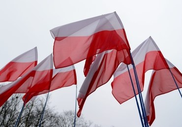 Dzień Flagi z RMF FM. Pobiegnie z nami polski kontyngent w Kuwejcie!