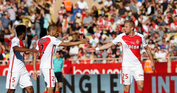 Kamil Glik zdobył bramkę, a jego AS Monaco wygrało z Toulouse 3:1 w 35. kolejce francuskiej ekstraklasy piłkarskiej i pozostało na pozycji lidera tabeli. Polski obrońca do siatki trafił w 49. minucie, był to jego szósty gol w tym sezonie.