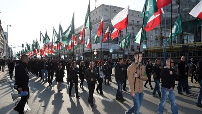 Warszawa: Rocznicowy marsz ONR. Kontrdemonstranci: Polska wolna od faszyzmu
