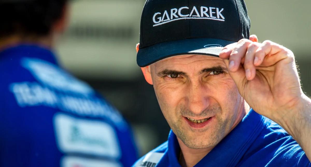 Tomasz Gollob zostanie dziś przeniesiony na oddział neurochirurgii. Taką informację podał lekarz Cezary Rybacki, który zajmuje się zdrowiem żużlowca od 20 lat.
