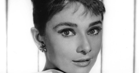 Gdyby żyła, skończyłaby 4 maja 88 lat. Wielka hollywoodzka gwiazda, uwielbiana przez kolejne już pokolenie widzów. Audrey Hepburn zapisała się w historii kina między innymi dzięki takim filmom jak "Rzymskie wakacje" czy "Śniadanie u Tiffany'ego".