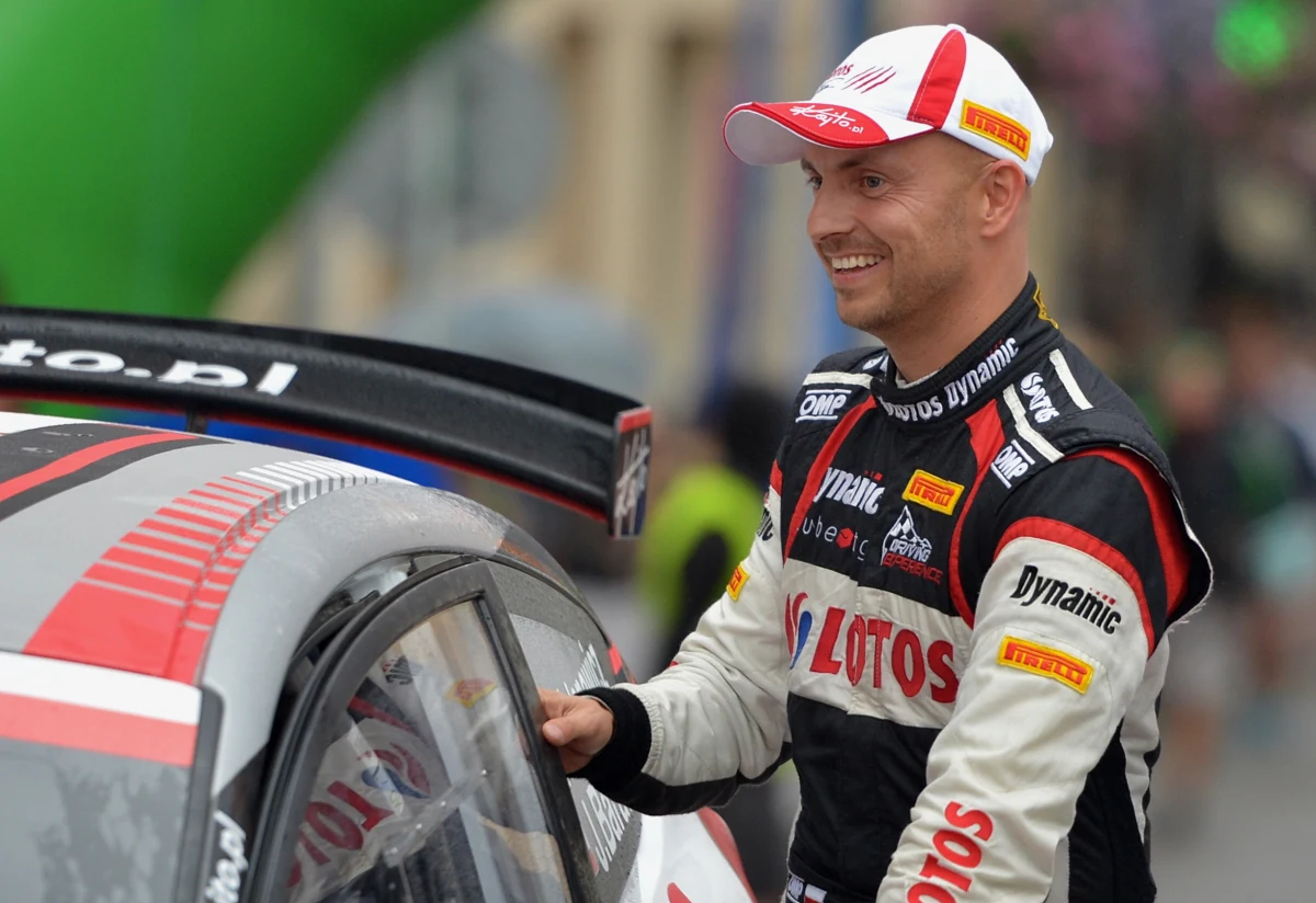 Kajetan Kajetanowicz i Jarek Baran biorą udział w drugiej rundzie Rajdowych Mistrzostw Europy, Rajdzie Wysp Kanaryjskich. Załoga LOTOS Rally Team jest już po odcinku kwalifikacyjnym, na którym w dobrym tempie wywalczyła piąte miejsce. 