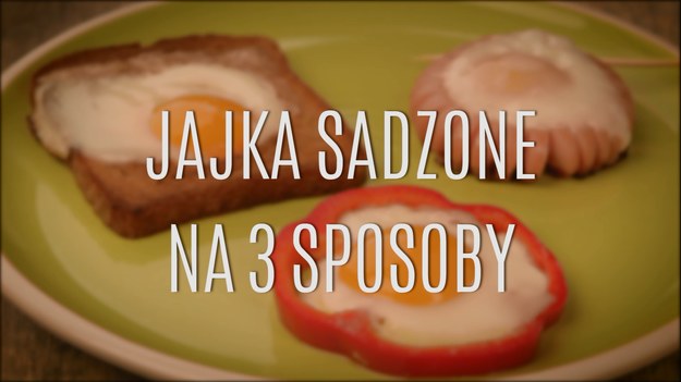 Jajka sadzone to chyba drugie najpopularniejsze danie z jajek - po klasycznej jajecznicy. Świetnie sprawdzają się jako zdrowe, odżywcze śniadanie - są pyszne i szybkie w przygotowaniu! Jajka sadzone nie muszą być jednak nudne w swoich formie i smaku - wystarczą proste triki, które na zawsze odmienią wasze jajkowe menu. Zobaczcie nasze trzy nietypowe sposoby na jajka sadzone!