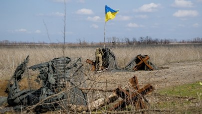 Ukraińscy żołnierze dostają zastraszające SMS-y. "Jesteście mięsem armatnim"