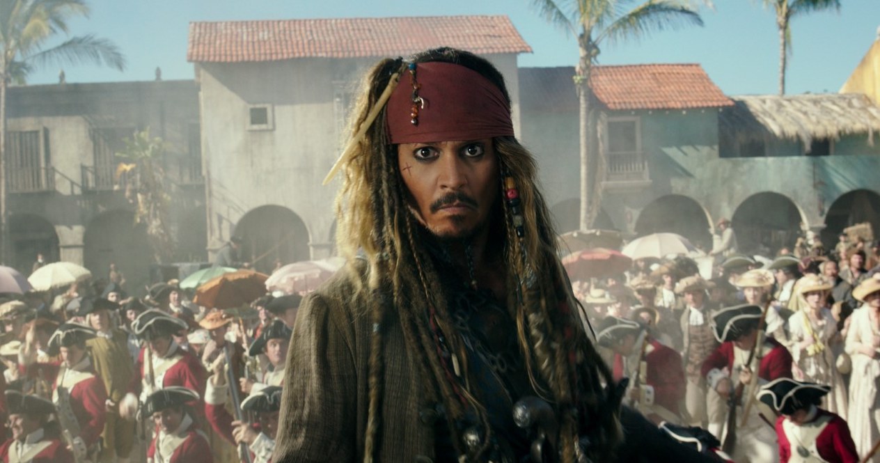 Jack Sparrow i spółka powrócą na ekrany polskich kin już 26 maja. Dzień wcześniej, 25 maja, film "Piraci z Karaibów: Zemsta Salazara" będzie można zobaczyć na pokazach przedpremierowych między innymi w Cinema City i Multikinie.