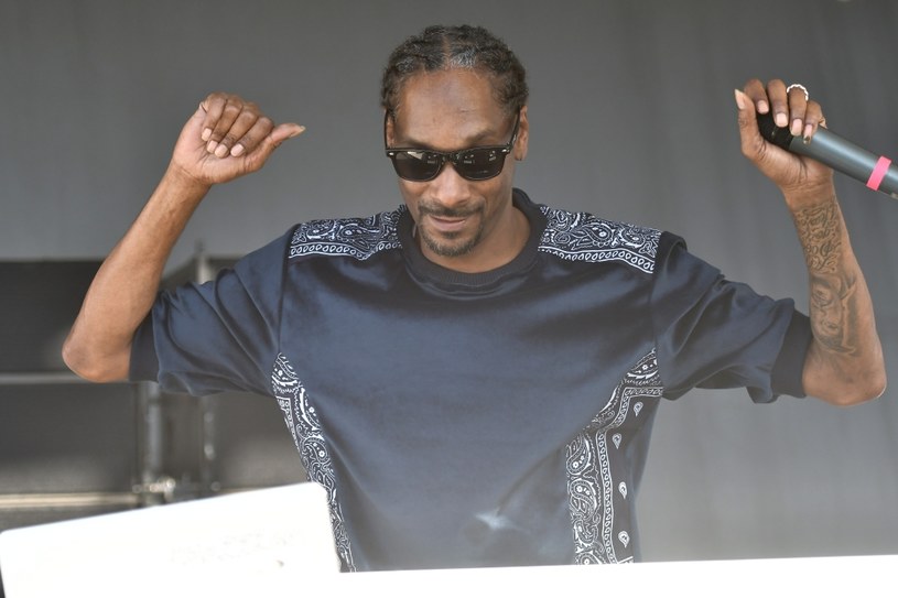 Takiej konkurencji Snoop Dogg raczej się nie spodziewał. W trakcie jego koncertu większą uwagą w pewnym momencie cieszyła się tłumaczka języka migowego niż gwiazdor. 