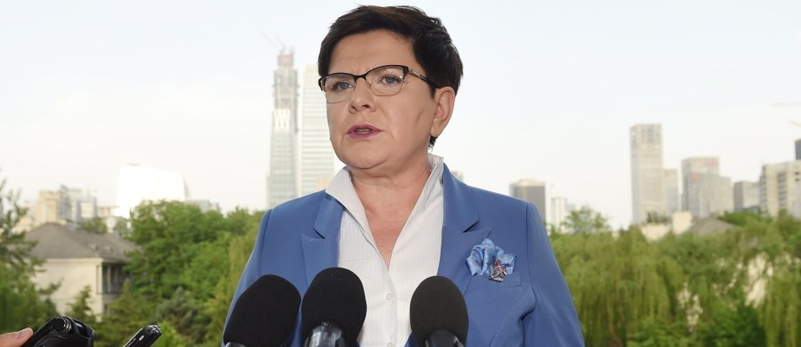 Premier Beata Szydło w Pekinie rozmawiała z prezydentem Turcji Recepem Tayyipem Erdoganem. Erdogan opowiedział się za zwiększeniem obrotów handlowych z Polską i wyraził duże zainteresowanie inwestycjami w naszym kraju - podaje kancelaria premiera.