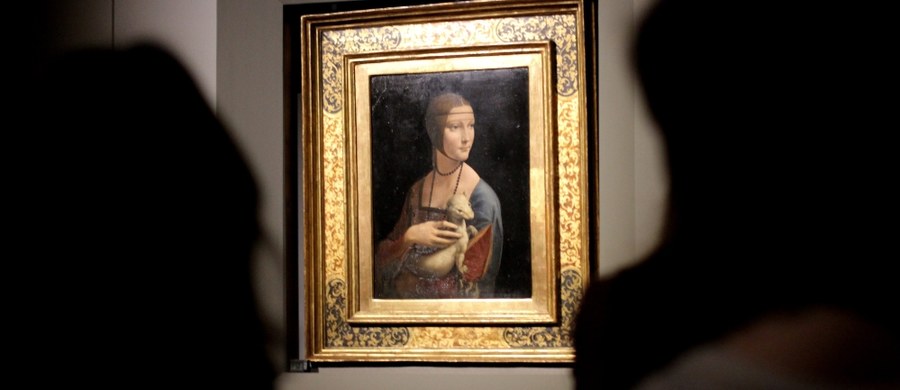 "Dama z gronostajem" Leonarda da Vinci została przetransportowana z Zamku Królewskiego na Wawelu do gmachu głównego Muzeum Narodowego. Zwiedzający będą mogli oglądać obraz od piątku. 