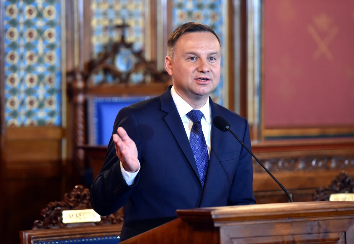 "Polski z Francją nie dzieli wiele, a łączą miliardy wzajemnych inwestycji i obrotów handlowych" - powiedział w Brukseli szef MSZ Witold Waszczykowski. W ślad za prezydentem Andrzejem Dudą opowiedział się za resetem w relacjach z Paryżem.