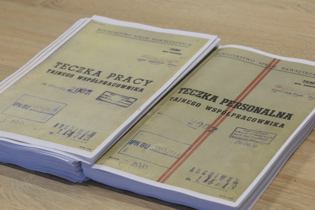 Tzw. opinia kryminalistyczna nt. dokumentów z teczki TW "Bolek", którą przedstawili pełnomocnicy Lecha Wałęsy, nie jest opinią w świetle kodeksu postępowania karnego - poinformował pion śledczy Instytutu Pamięci Narodowej. Ustalenia Instytutu Sehna w Krakowie w tej sprawie pozostają aktualne - podkreślono.