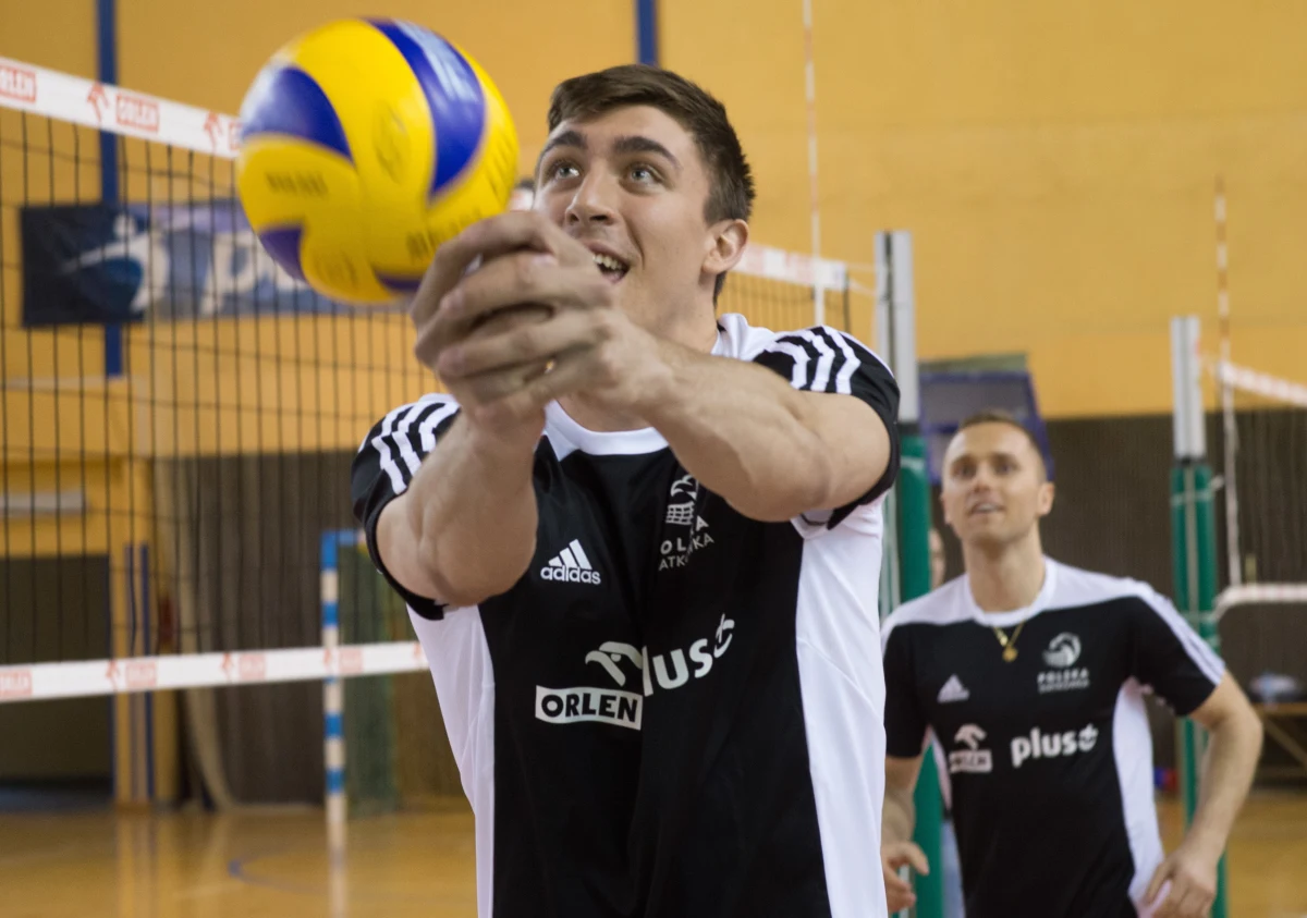 24 sierpnia w Warszawie wystartują siatkarskie mistrzostwa Europy: do rozpoczęcia turnieju zostało dokładnie 100 dni. Co czeka naszą reprezentację przed tymi zawodami?