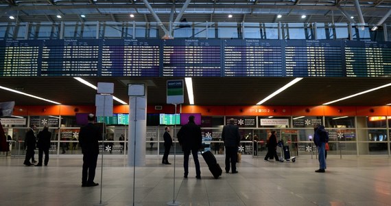 Porty lotnicze mają zaskakująco dobre wyniki. Może to zachęcić przewoźników do negocjowania z nimi obniżenia opłat lotniskowych - pisze "Dziennik Gazeta Prawna".
