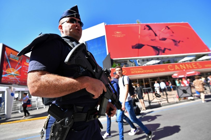 Pod specjalnym antyterrorystycznym nadzorem rusza dzisiaj 70. Międzynarodowy Festiwal Filmowy w Cannes. Władze kurortu zapewniają, że podjęto najostrzejsze środki bezpieczeństwa w historii tej imprezy. Powodem są groźby ataków islamskich terrorystów. 