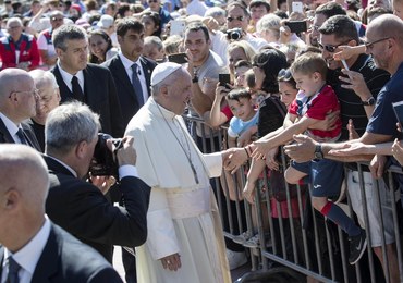 Papież: Trzeba szanować także tych, którzy nas krzywdzą