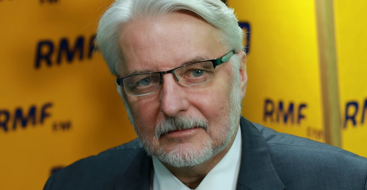 W zamachu w Manchesterze zginęło dwoje poszukiwanych dotąd Polaków. "(Ich córki) dorosła i nastolatka uczestniczyły w koncercie (Ariany Grande). Rodzice przyjechali, by odebrać je po koncercie. Niestety dzisiaj rano dotarła do nas wiadomość, że nie przeżyli tego wybuchu" - poinformował w Porannej rozmowie w RMF FM szef polskiej dyplomacji Witold Waszczykowski. Jak zaznaczył: "Dzieci są bezpieczne, są pod opieką służb brytyjskich i polskiego konsulatu". Waszczykowski podał także, że Polak, który został ranny w eksplozji w Manchester Arena, to "ojciec rodziny, która była na koncercie". "Jest w szpitalu, po ciężkiej operacji, ale wszystko wskazuje, że będzie żył" - powiedział. O zamachach terrorystycznych z ostatnich lat szef polskiej dyplomacji mówił, że "są wymierzone w nasz sposób życia, naszą cywilizację", a jako przykłady wymienił jarmark bożonarodzeniowy w Berlinie i obchody Dnia Bastylii w Nicei. "Teraz jest pytanie, czy mamy zrezygnować z tego sposobu życia poprzez drastyczne ograniczenie np. tego typu masowych imprez, czy jednak się bronić. To jest dylemat państw demokratycznych: ile wolności, a ile restrykcji" - mówił. Pytany zaś przez Roberta Mazurka, czy Polska jest bezpieczna, odparł: "Środowiska, z których wywodzą się zamachowcy, są u nas bardzo nieliczne. To jest po pierwsze. Po drugie, ci zamachowcy, szerząc terror, chcą robić to w spektakularnych miejscach, miejscach, które są obserwowane przez świat - Polska nie jest aż tak mocno obserwowana przez wielkie światowe media".