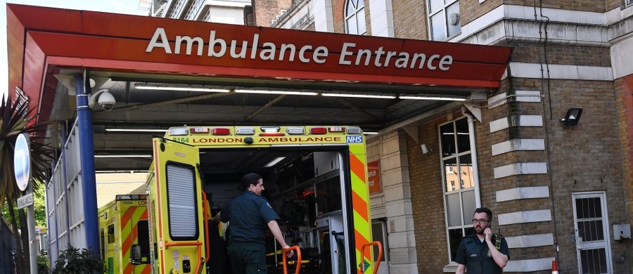 ​Główne szpitale na terenie Anglii zajmujące się najpoważniejszymi urazami otrzymały instrukcję od władz służby zdrowia do przygotowania się na okoliczność nowego zamachu terrorystycznego w najbliższy weekend - wynika z listów, do którego dotarły w czwartek brytyjskie media.