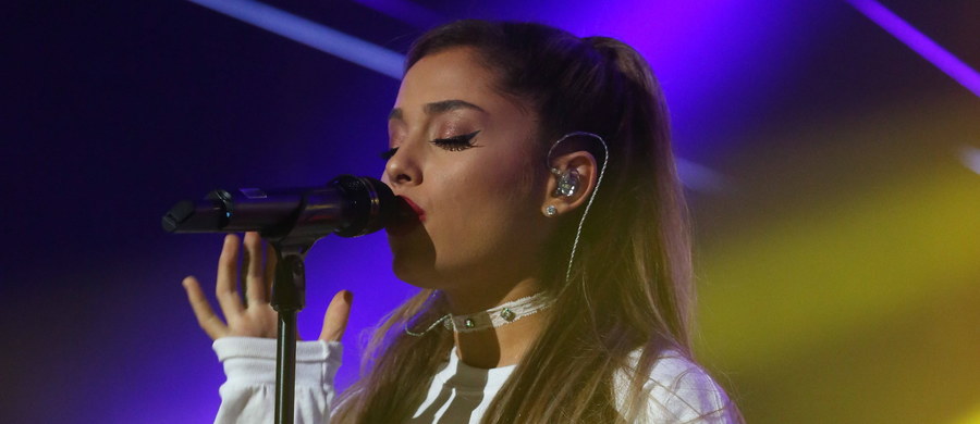 Amerykańska gwiazda pop Ariana Grande zapowiedziała w piątek, że wróci do Manchesteru, by dać tam koncert charytatywny z myślą o ofiarach poniedziałkowego zamachu, do którego doszło po jej występie w zatłoczonej sali Manchester Arena. Zginęły 22 osoby.