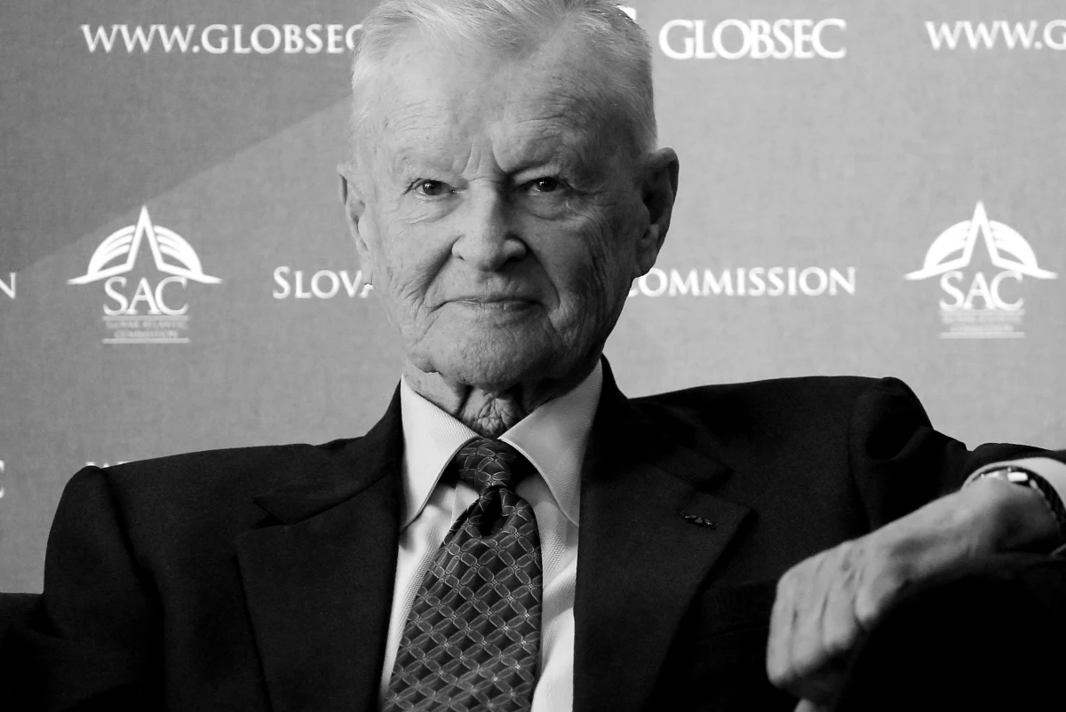 ​Były prezydent USA Jimmy Carter (1977-81) wraz z żoną Rosalynn wyrazili "smutek w związku z odejściem" Zbigniewa Brzezińskiego. "Był ważną częścią naszego życia od ponad czterech dekad i był znakomitym urzędnikiem państwowym" - czytamy w oświadczeniu na stronie Centrum Cartera.