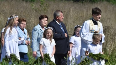 Syn premier Szydło odprawił mszę prymicyjną. "Jesteśmy bardzo szczęśliwi"