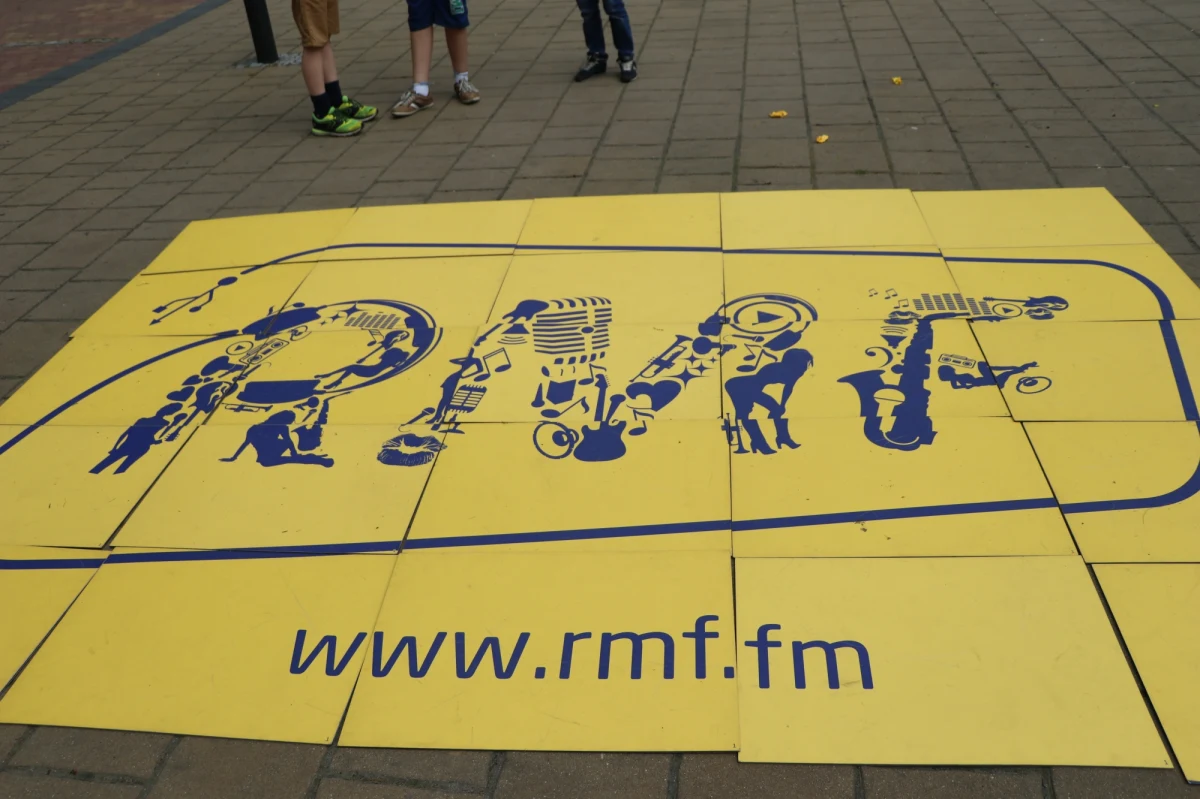 Stronie Śląskie, Chojnice, Wejherowo, Janów Lubelski, Pilzno lub Przemków - jedno z tych miejsc odwiedzimy tym razem w cyklu Twoje Miasto w Faktach RMF FM. Już w sobotę odkryjemy dla Was lokalne ciekawostki, legendy i atrakcje. Wybór należy do Was! Czekamy na głosy w sondzie do czwartkowego południa.