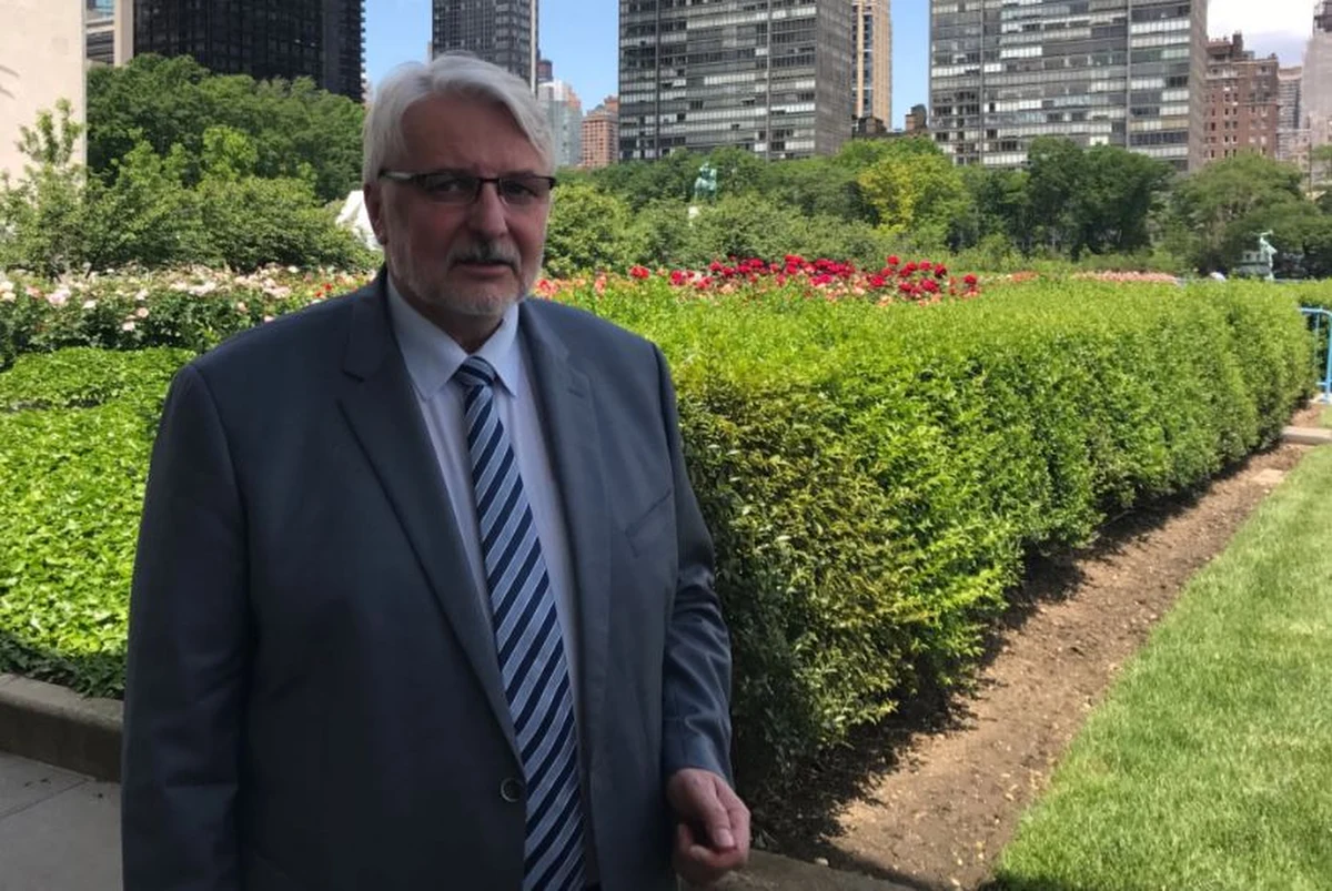 ​Przebywający w Nowym Jorku szef MSZ Witold Waszczykowski z optymizmem oczekuje na wyniki piątkowego głosowania nad kandydaturą Polski jako niestałego członka Rady Bezpieczeństwa ONZ. Przyjęcie kandydatury potwierdzają - podkreślił - jego ostatnie rozmowy. "Szanse są duże" - powiedział w rozmowie z korespondentem RMF FM Pawłem Żuchowski. 