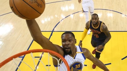 Finał NBA: Golden State Warriors rozbili Cleveland Cavaliers w starciu numer 1