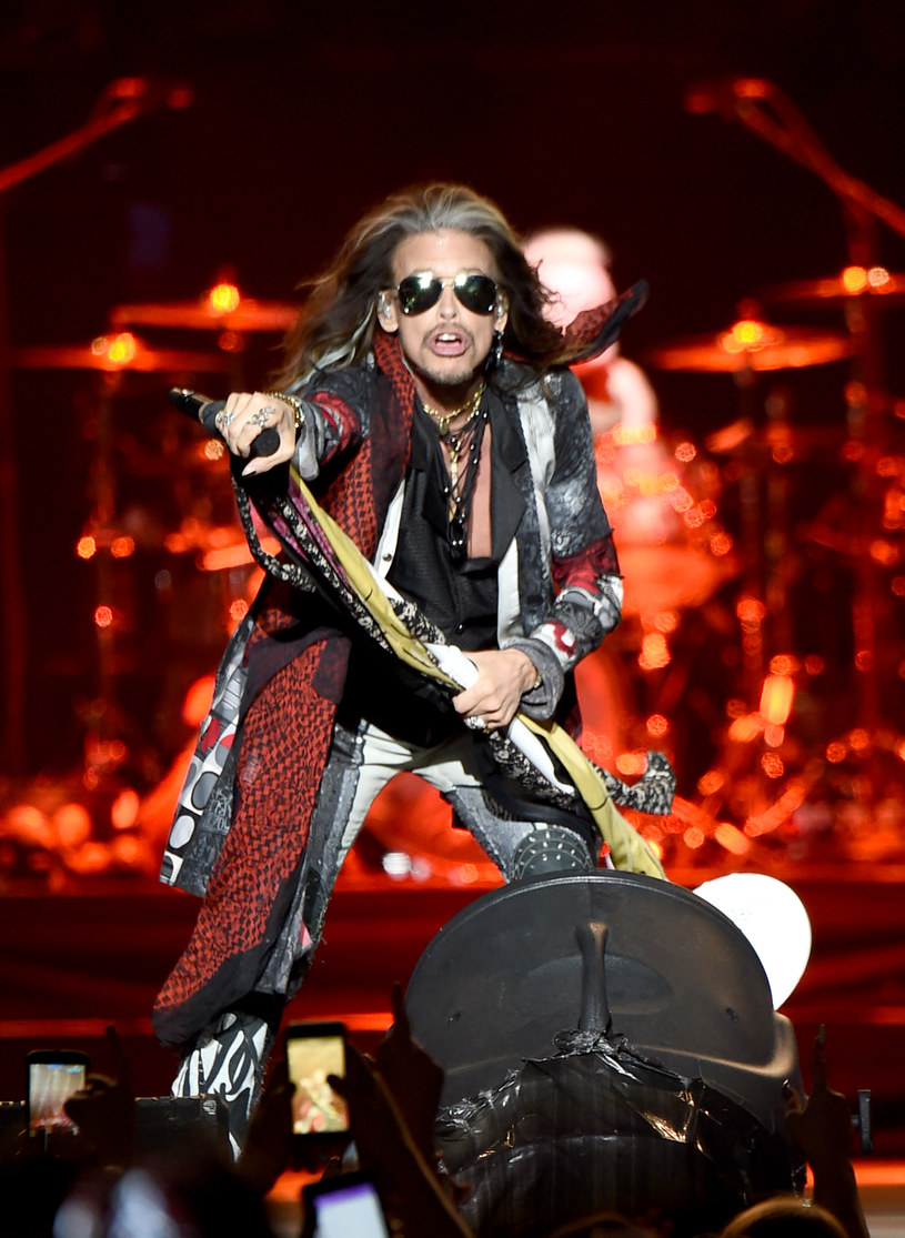 "Nie wiem, czy będziemy grali zawsze, ale jeśli zespół gra tak, jak teraz, potrwa to jeszcze długo" - mówi Steven Tyler, który w piątek (2 czerwca) z grupą Aerosmith zagra w Tauron Arenie Kraków.