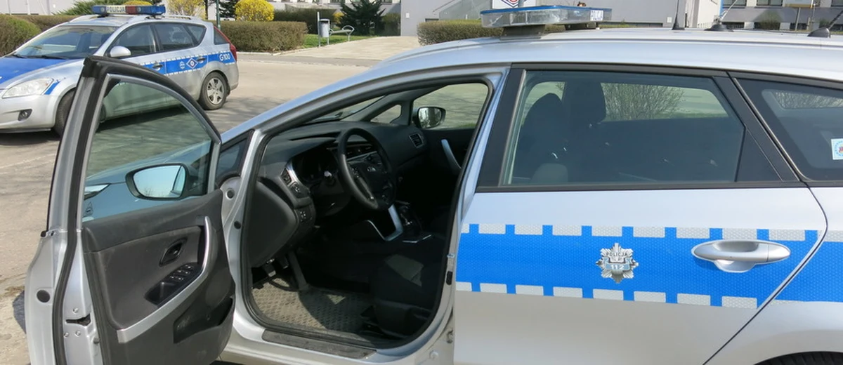 Zwłoki 28-letniego mężczyzny z obrażeniami głowy znaleziono w Jastrzębiu-Zdroju na Górnym Śląsku. Według wstępnych informacji miały skatować go cztery osoby.