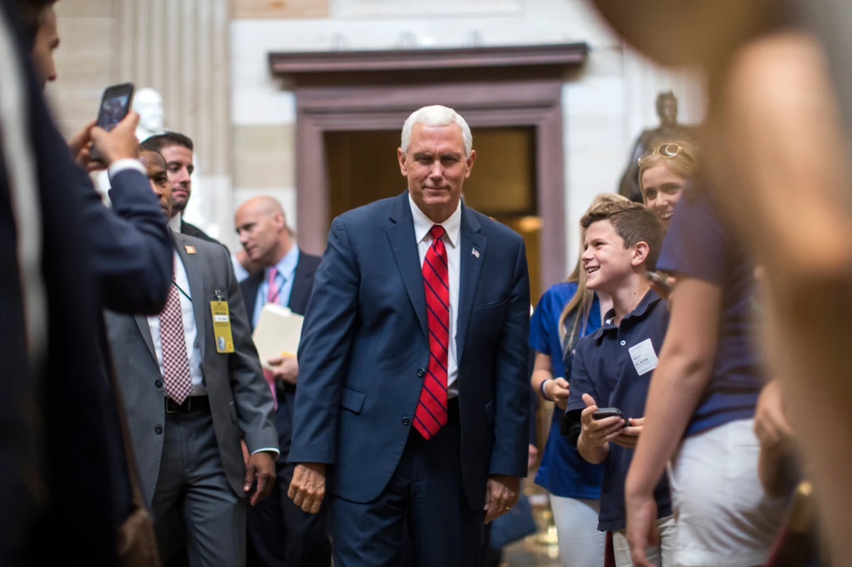 Wiceprezydent USA Mike Pence występując podczas uroczystości wręczenia nagród think tanku Atlantic Council oddał hołd zmarłemu niedawno Zbigniewowi Brzezińskiemu. "Był on wielkim człowiekiem i - co ważniejsze - był dobrym człowiekiem" - powiedział Pence.