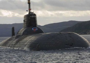 Największy na świecie atomowy okręt podwodny w drodze na Bałtyk. "Słoń w składzie porcelany"