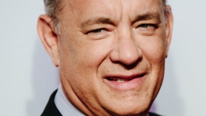 Tom Hanks zaśpiewał "Sto lat" Polce, która podarowała mu "malucha"
