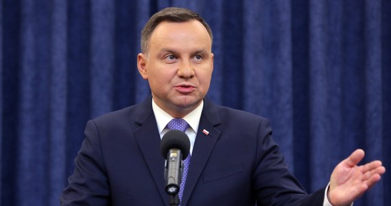 Prezydent Andrzej Duda powiedział, iż chciałby, żeby w referendum w sprawie zmian w konstytucji znalazło się pytanie o wiek emerytalny. Głosowanie miałoby się odbyć 11 listopada.