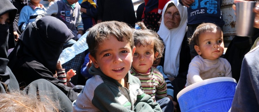 ​Walki o kontrolowaną przez Państwo Islamskie (ISIS) Ar-Rakkę zagrażają ponad 40 tysiącom dzieci żyjących w tym mieście - alarmuje UNICEF. Międzynarodowa organizacja wzywa do zapewnienia cywilom bezpiecznej ucieczki.