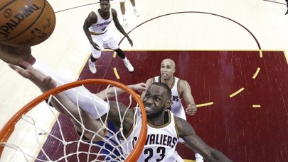 Rekordowy mecz w NBA. "Król James" poprawił wynik legendy koszykówki
