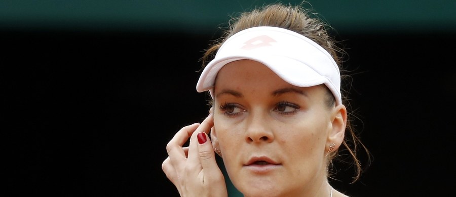 Agnieszka Radwańska zrezygnowała ze startu w turnieju WTA w holenderskim s'Hertogenbosch (pula nagród 226 750 dol.) - poinformowali organizatorzy. Polska tenisistka miała tą imprezą zainaugurować część sezonu na kortach trawiastych.