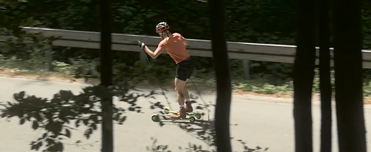 Kadra biathlonistek kontynuuje przygotowania do olimpijskiego sezonu. Tym razem treningi odbywają się w Dusznikach Zdroju. Oczywiście wraz z koleżankami ćwiczy także Weronika Nowakowska. Jak wyglądają treningi? Możecie to obejrzeć na filmie.