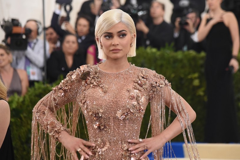 Nowa kolekcja bikini 19-letniej celebrytki nie spotkała się z ciepłym przyjęciem. Kylie Jenner zarzucono, że pomysł na stroje skopiowała z teledysku "Survivor" Destiny's Child. 