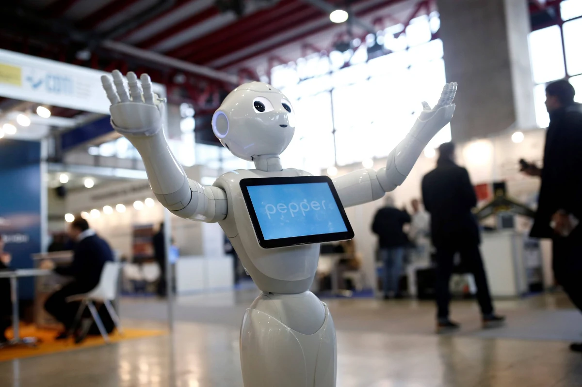 Roboty będą podbijały świat i zabierały nam miejsca pracy. To już pewne i nie ma od tego odwrotu. To wniosek z trwającej w Łodzi konferencji ABSL o innowacjach i zmieniającym się świecie biznesu. RMF FM jest partnerem tej konferencji.
