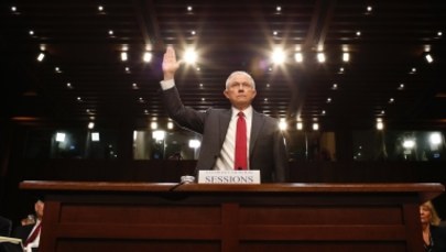 Jeff Sessions: nie wiem nic o współpracy otoczenia Trumpa z Rosjanami