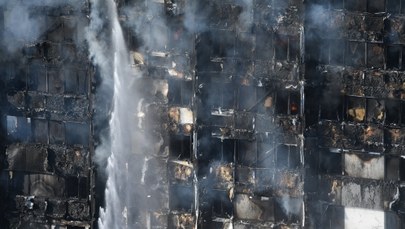 Wieżowiec stanął w ogniu, dramatyczne relacje świadków. "Powtarzała tylko jedno: jest gorąco"