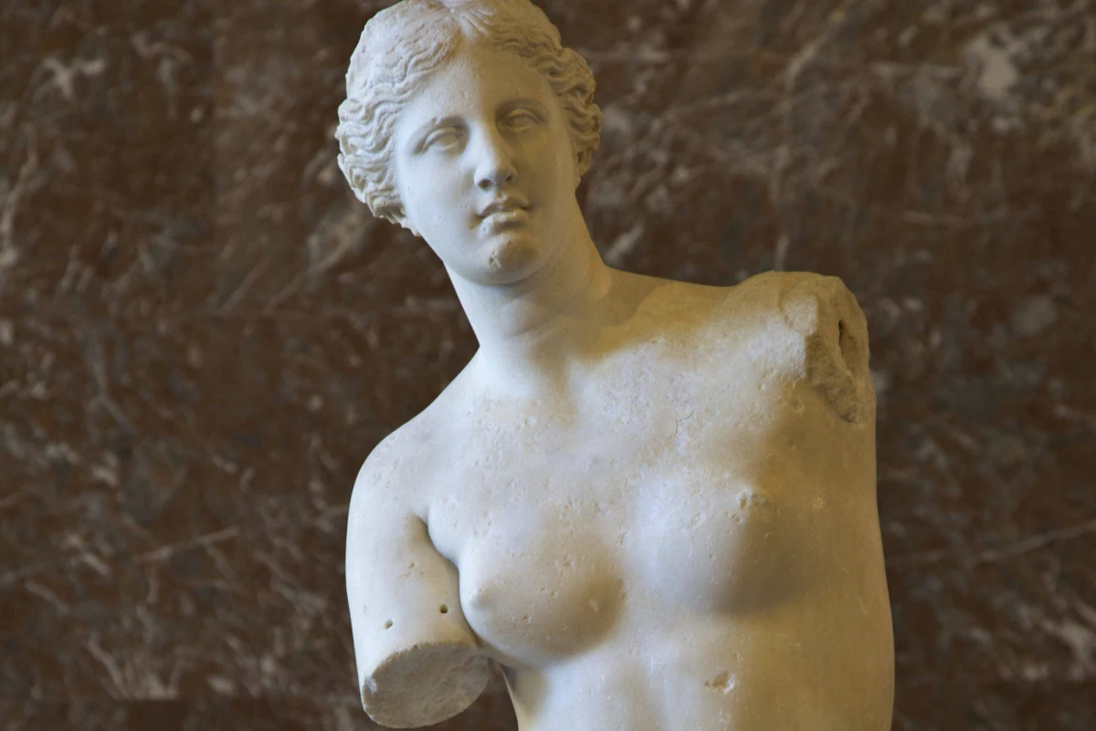 Władze greckiej wyspy Milos rozpoczęły kampanię na rzecz powrotu w rodzinne strony słynnej rzeźby znanej jako Wenus z Milo, która jest jedną z głównych atrakcji paryskiego Luwru - podał dziennik "Le Figaro". Władze Francji są sceptyczne.